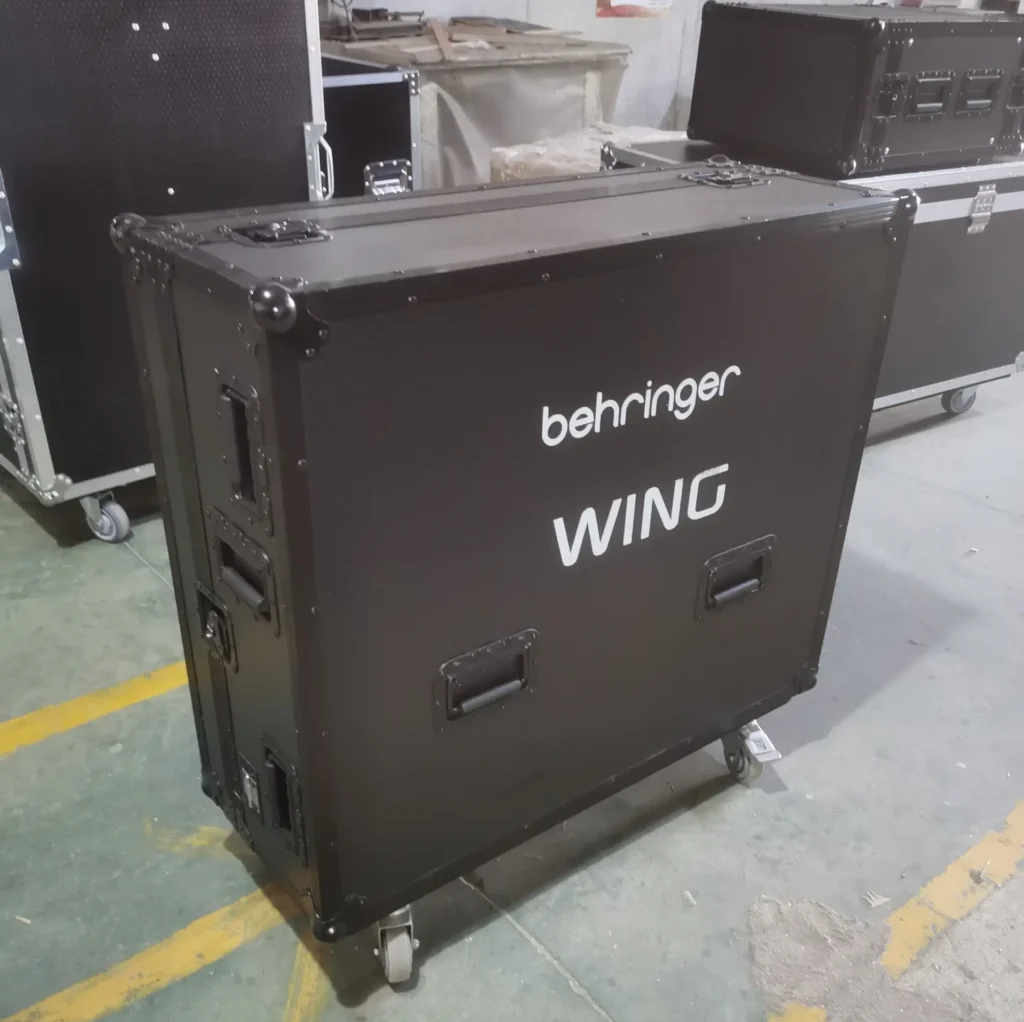Black Color Behringer Wing Flight Case with doghouse