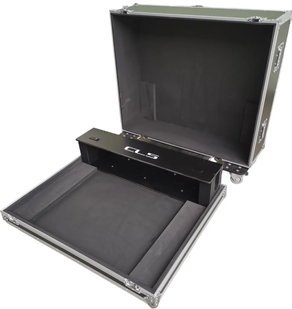 Yamaha CL5 Mixer Flight Case with Doghouse